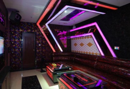 石家庄夜场热招:型男模特,展现你的魅力与风采!(图1) 石家庄夜场热招:型男模特,展现你的魅力与风采!(图1)