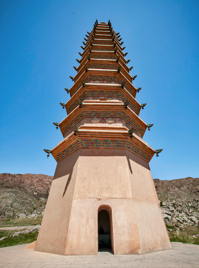 中国回族主要聚居地之一:吴忠一百零八塔