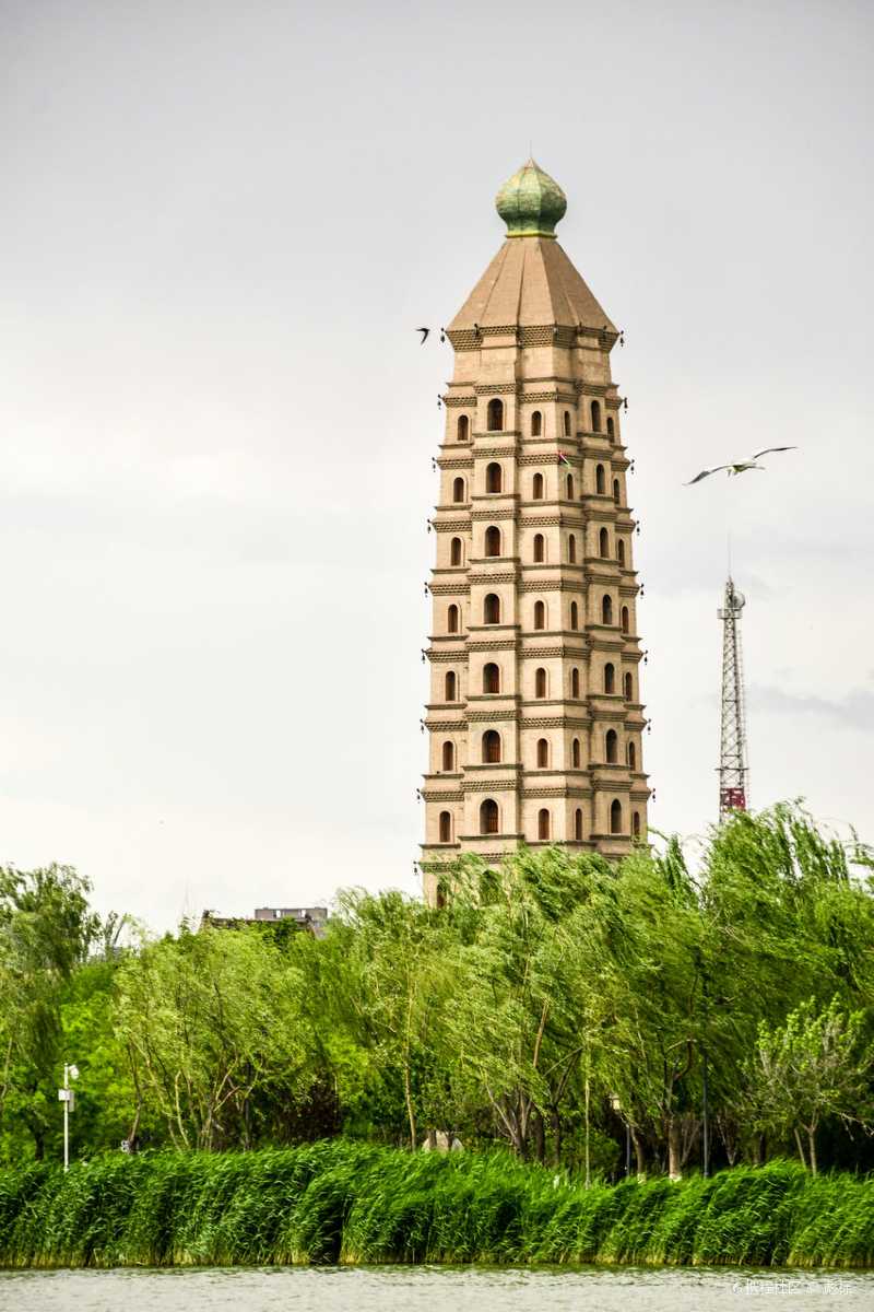 中国回族主要聚居地之一:吴忠一百零八塔(图2) 宁夏吴忠为什么叫吴忠_吴忠吴忠日报_吴忠