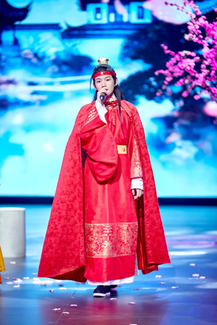 明星介绍家乡的节目_明星介绍：_明星介绍模板