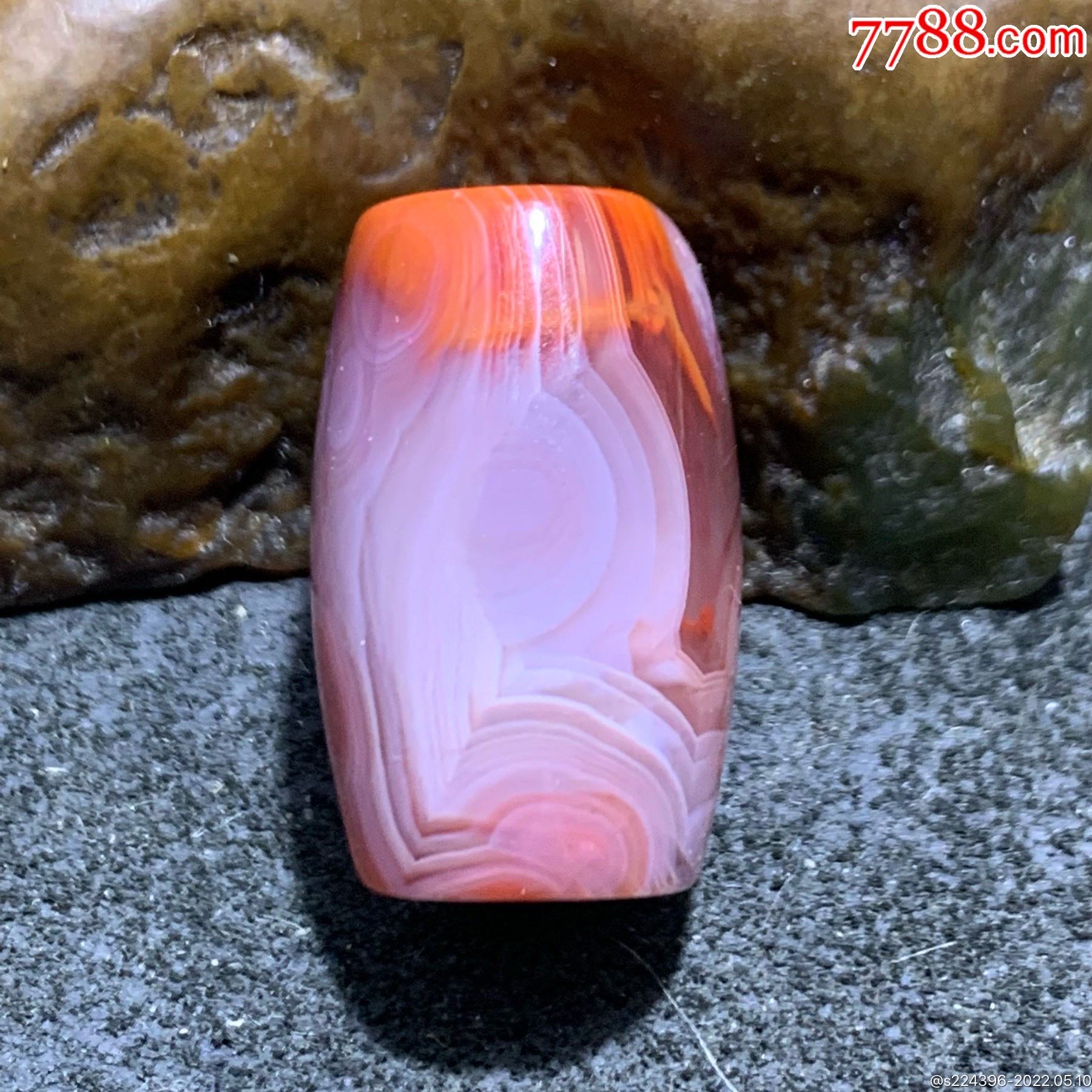 玛瑙手镯对身体好吗_玛瑙手串价格及图片_玛瑙：