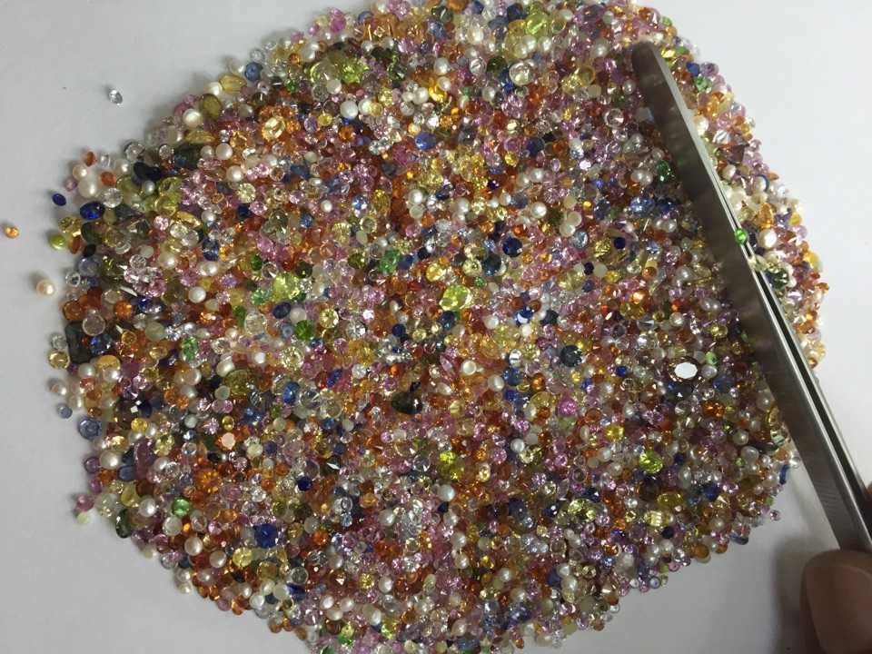 斯里兰卡的世界最大星光蓝宝石,你看它美吗?(图2) 无限宝石自我宝石_宝石:_宝石偏光镜在宝石鉴定中的作用