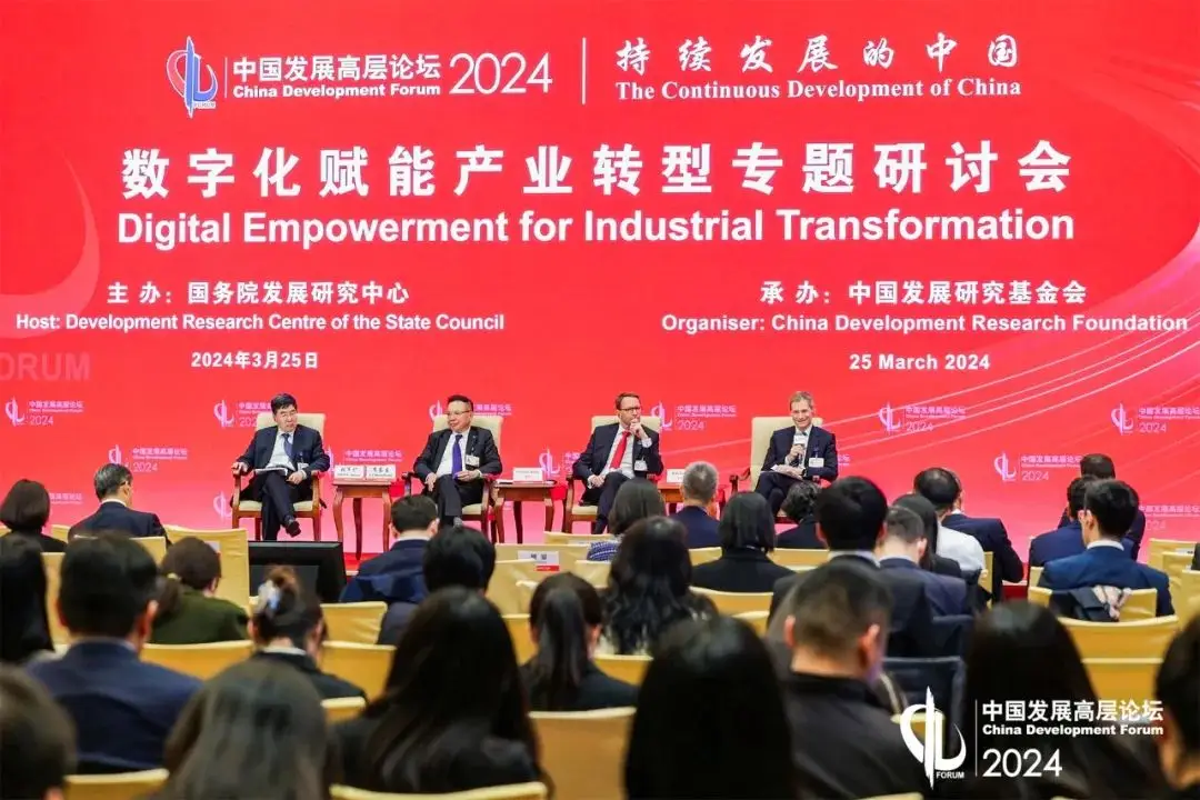 TCL李东生中国制造要通过更深度的全球化