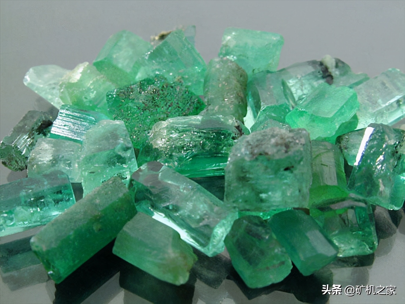 30个绚丽多彩的矿物世界,你知道几个?(图2) 无限宝石自我宝石_宝石:_无限宝石灵魂宝石