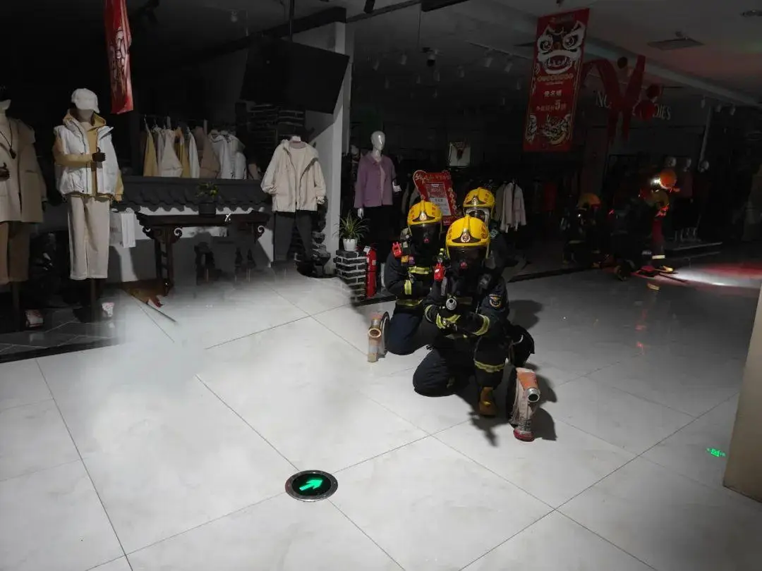 救援应急灯_救援应急学院_应急救援