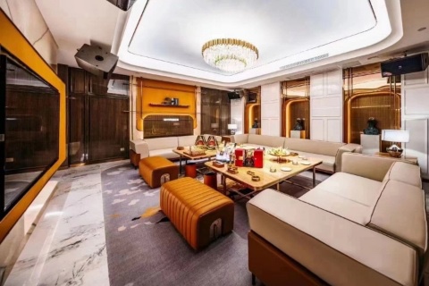 嘉兴最新高端商务KTV招聘日结模特佳丽。包住宿。没有要求，报销路费